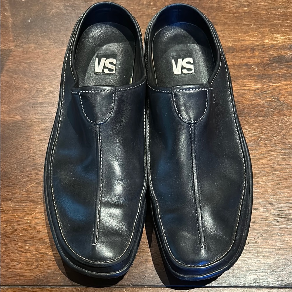 VS Men's Black Leather Clog